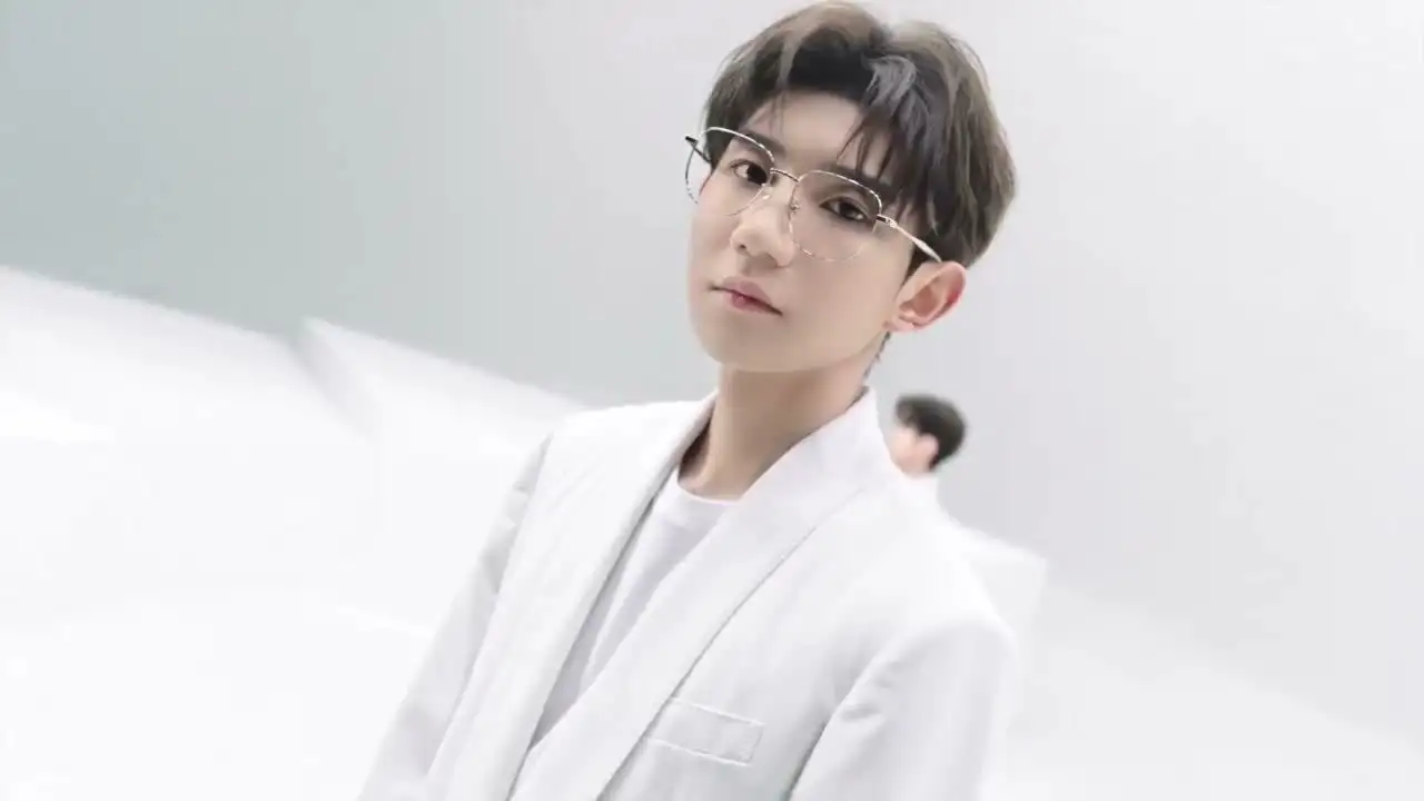 帕莎眼镜 X 王源